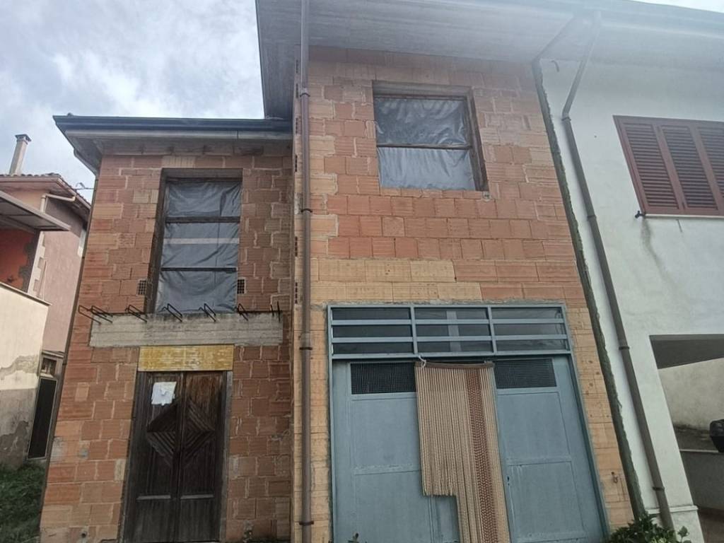 Rustico / casale a Santo stefano del sole - Foto 2