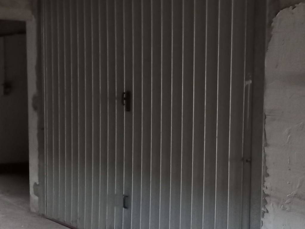 Box / garage a Nettuno in Via delle Sterlizie - Foto 2