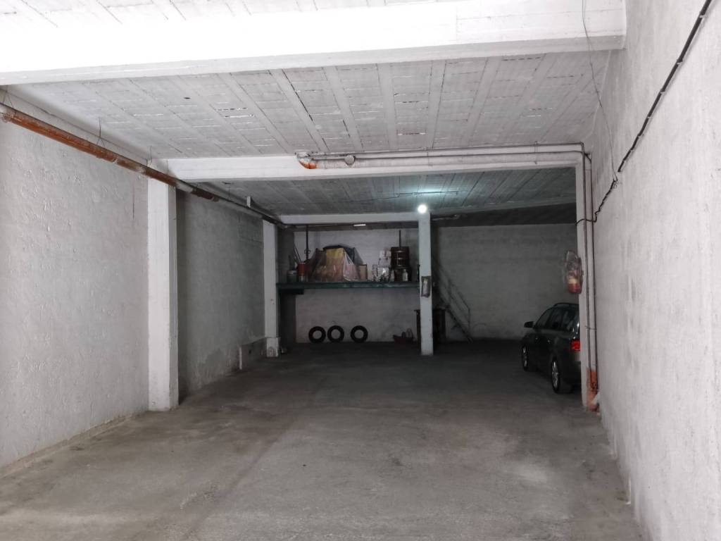 Box / garage a Andria in Via Berna - Foto 3