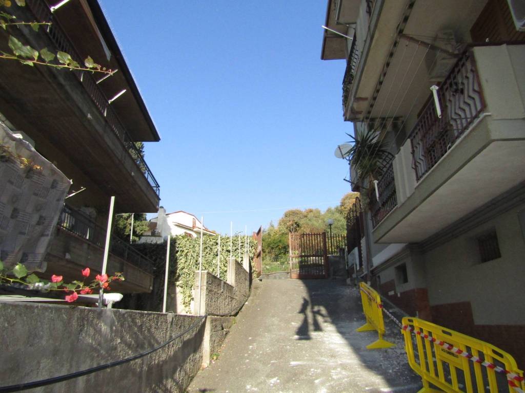 Box / garage a Aci castello in Via Giovanni Grasso - Foto 4