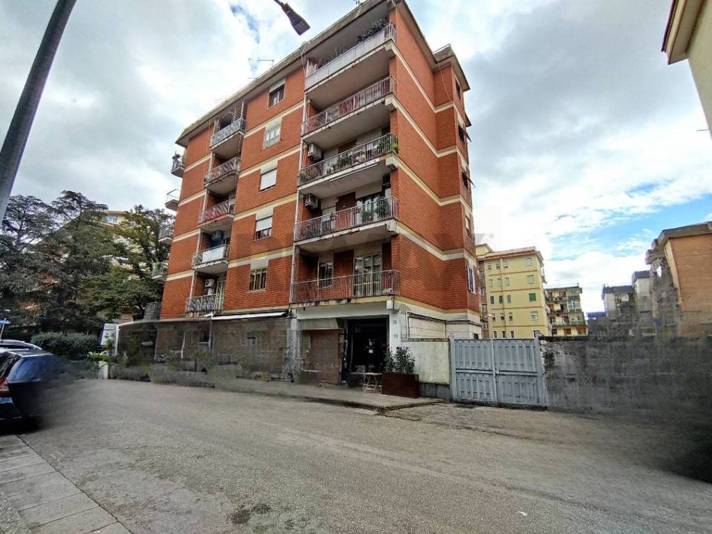 Immobile a Caserta in Piazza Cattaneo, 3 - Foto 2