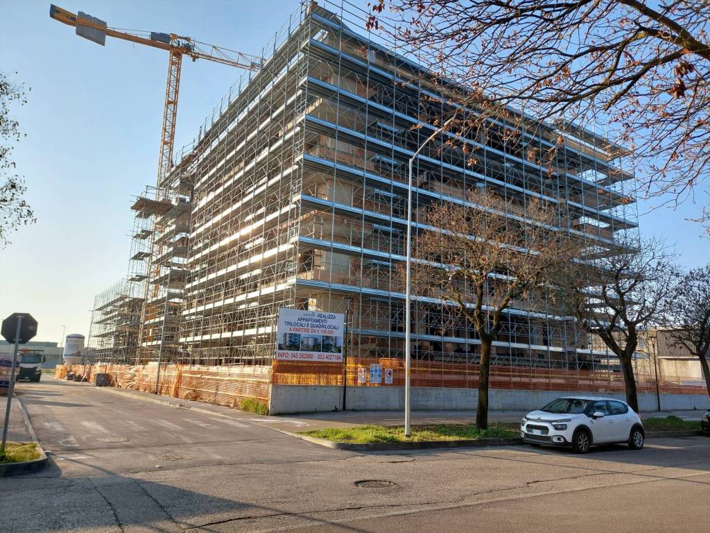 Appartamento a Verona in Via Tirso - Foto 4