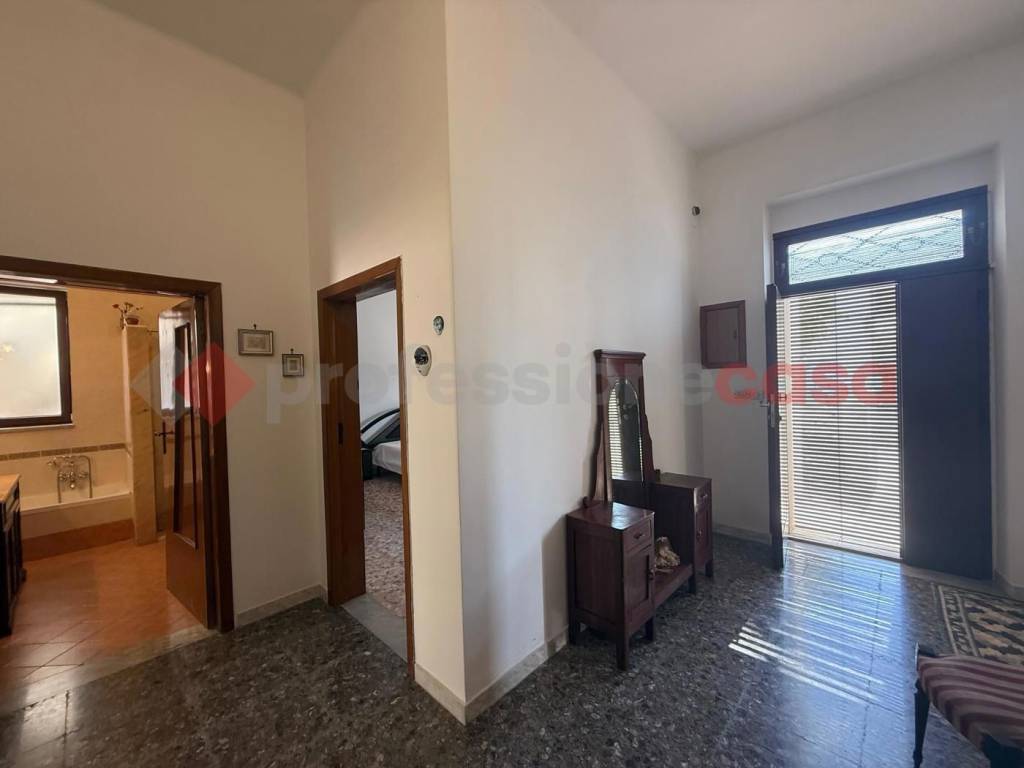 Villa a Maruggio in Via V. Monti, 12 - Foto 3