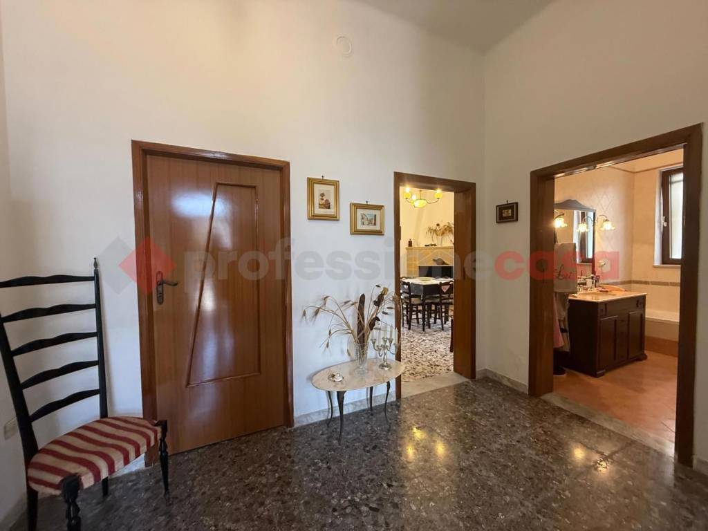 Villa a Maruggio in Via V. Monti, 12 - Foto 4