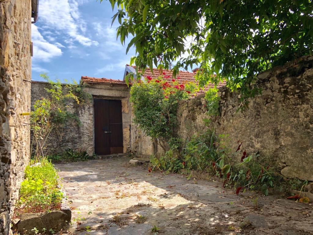 Casa indipendente a Cannero riviera in Frazione Donego, 7 - Foto 4