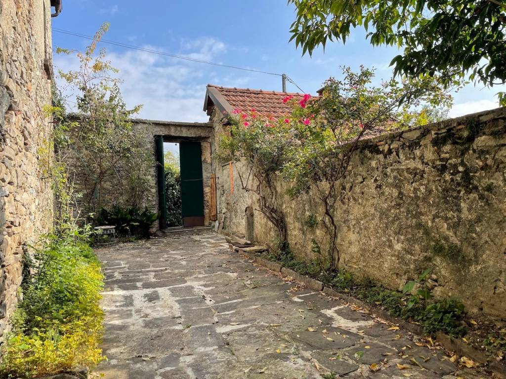 Casa indipendente a Cannero riviera in Frazione Donego, 7 - Foto 5