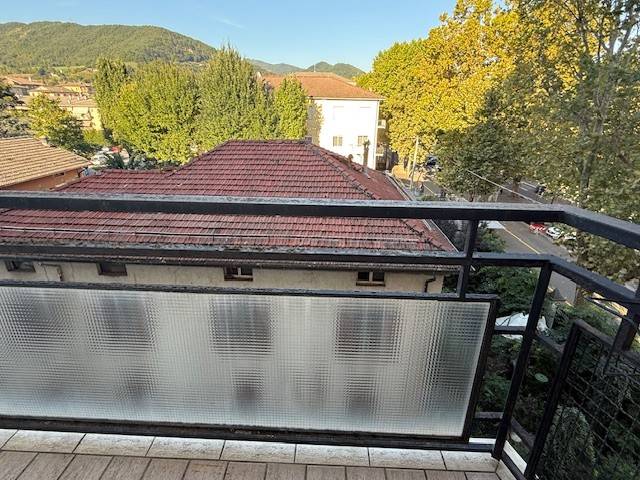 Appartamento a Borgo val di taro in Viale Vittorio Bottego - Foto 3