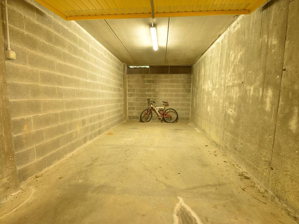 Box / garage a Loano in Via Gabriele D'Annunzio - Foto 4