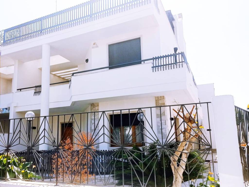 Villa a Lecce in Via Luigi Tasselli - Foto 5