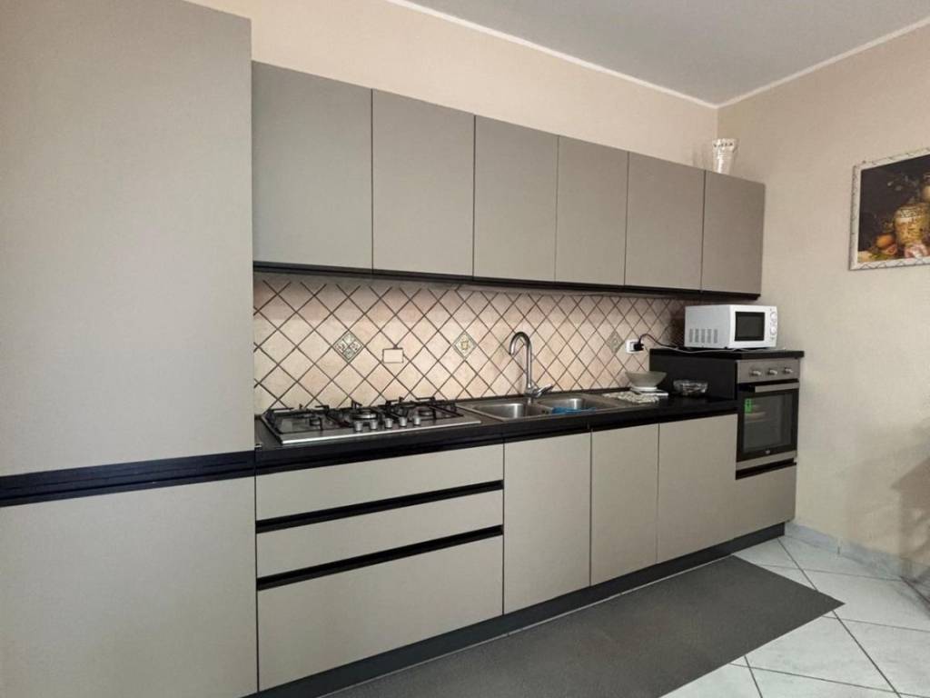 Villa a Castel volturno in Viale Lago d'Orta, 52 - Foto 5