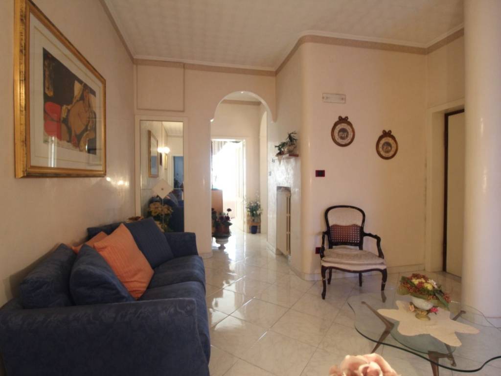 Appartamento a Trani in Via Giuseppe De Robertis, 110 - Foto 2