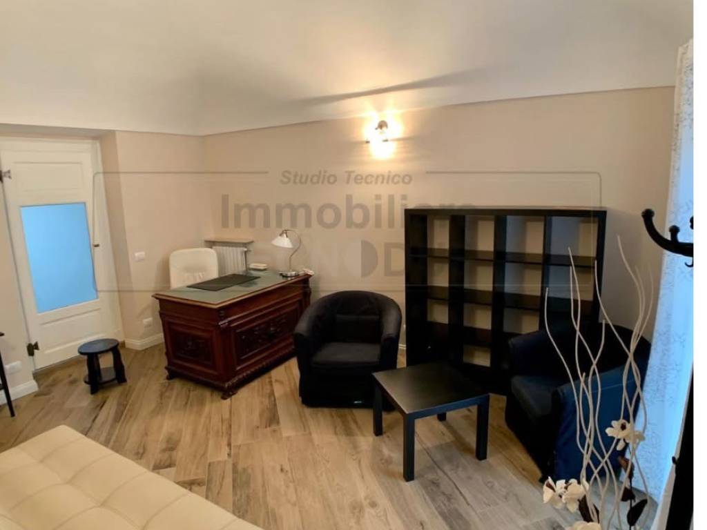 Appartamento a Vercelli in Via Morosone, 7 - Foto 2