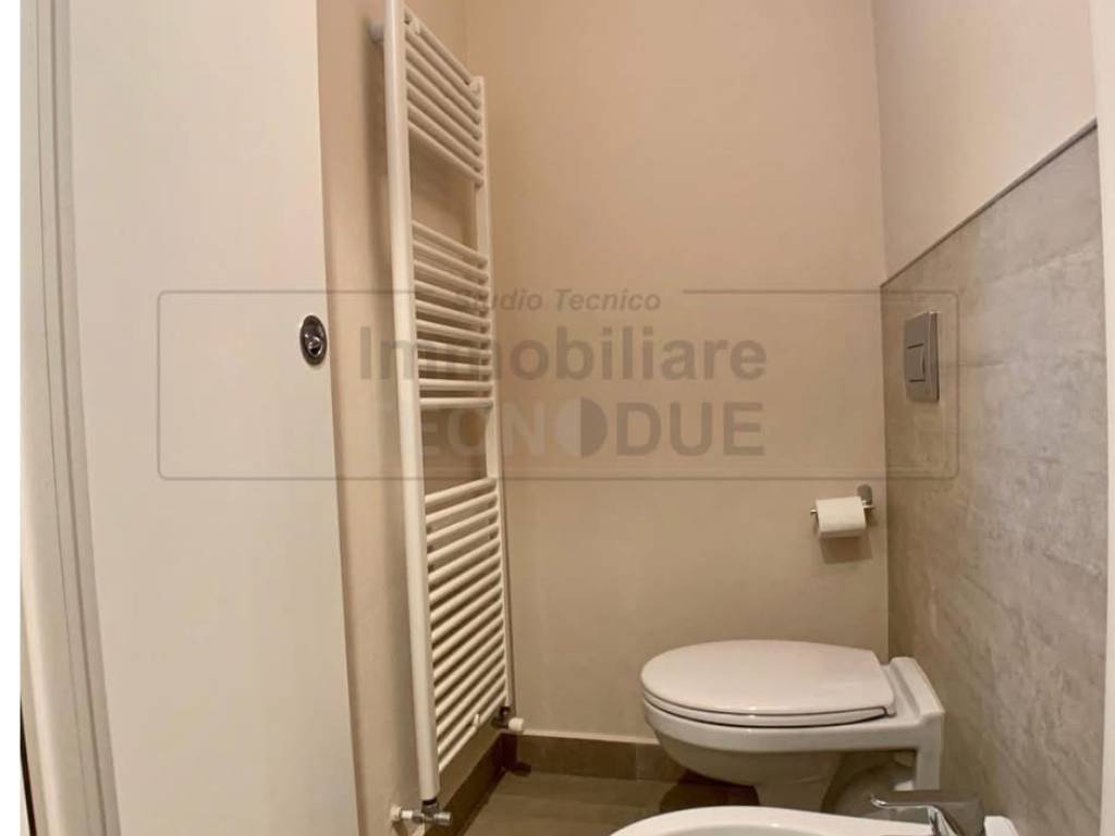 Appartamento a Vercelli in Via Morosone, 7 - Foto 4