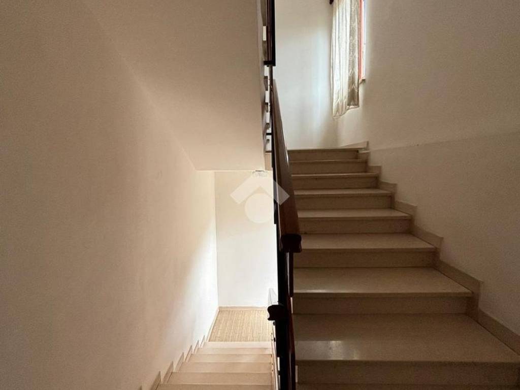 Appartamento a Gualdo tadino in Via G. Leopardi - Foto 3