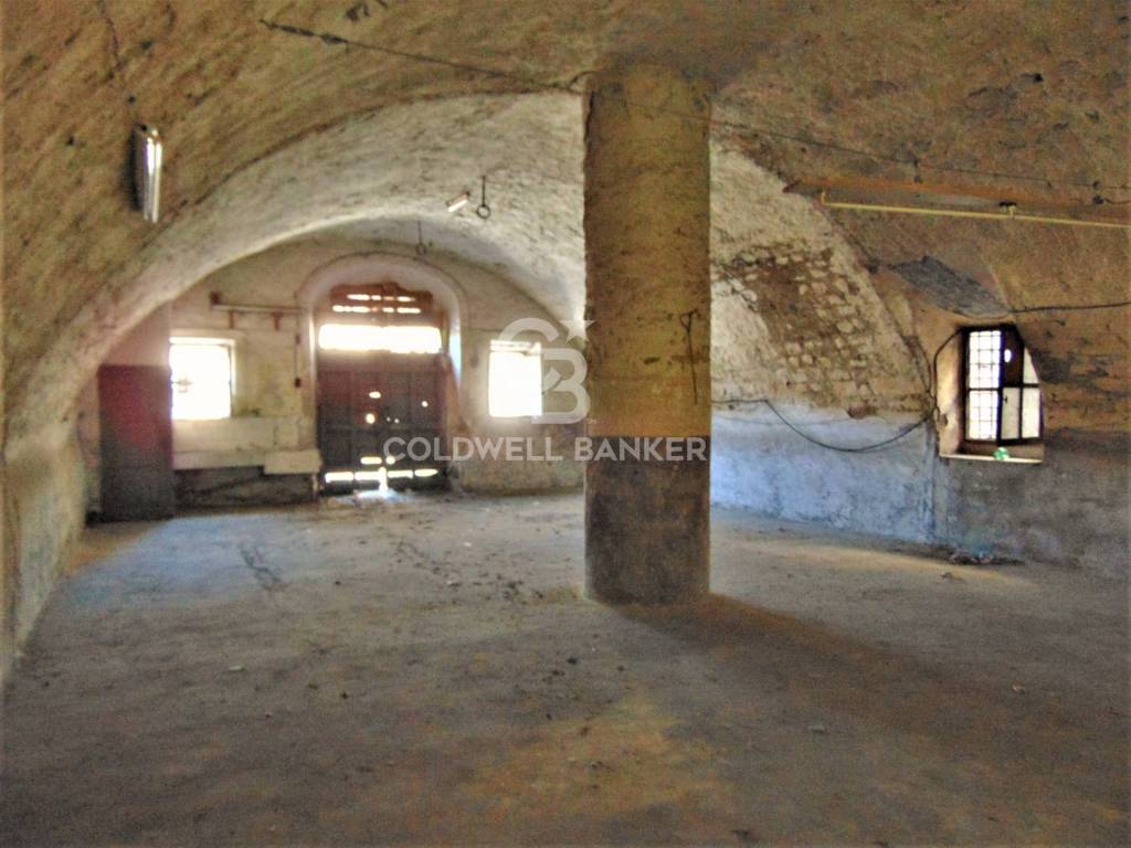 Box / garage a Tarquinia in Via di Porta Castello, 11 - Foto 4