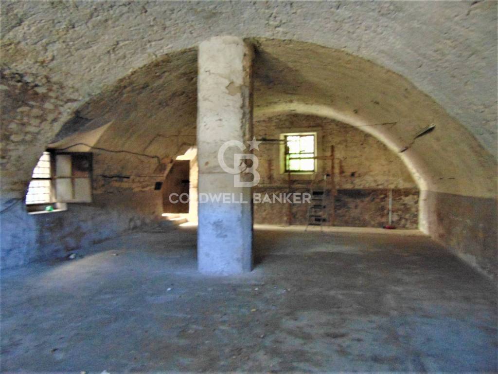 Box / garage a Tarquinia in Via di Porta Castello, 11 - Foto 5