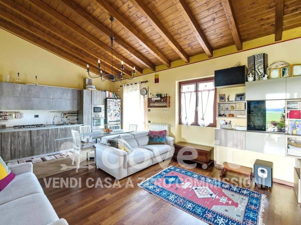 Appartamento a Bellinzago novarese in Via Guido Donegani, 94 - Foto 2