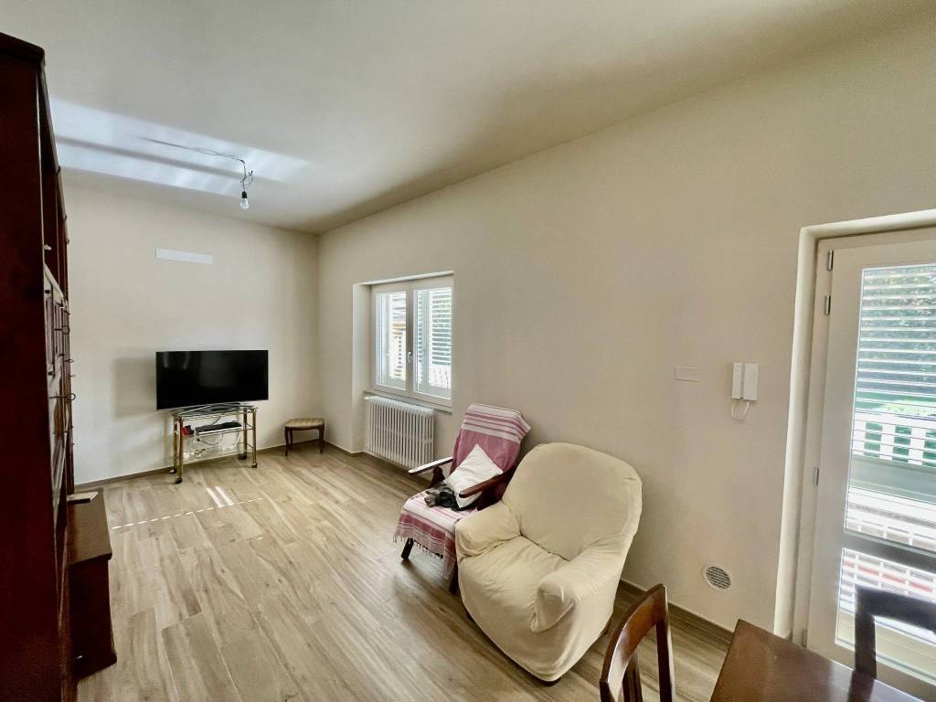 Villa a Monsummano terme in Via Risorgimento, 200 - Foto 2
