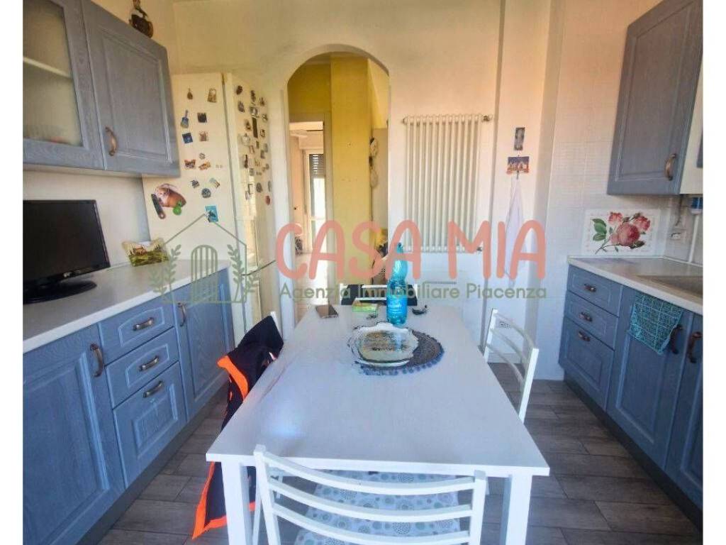 Appartamento a Piacenza in Via Marzabotto - Foto 4