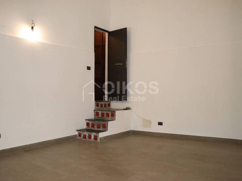 Casa indipendente a Noto in via arnaldo da brescia, 8 - Foto 2