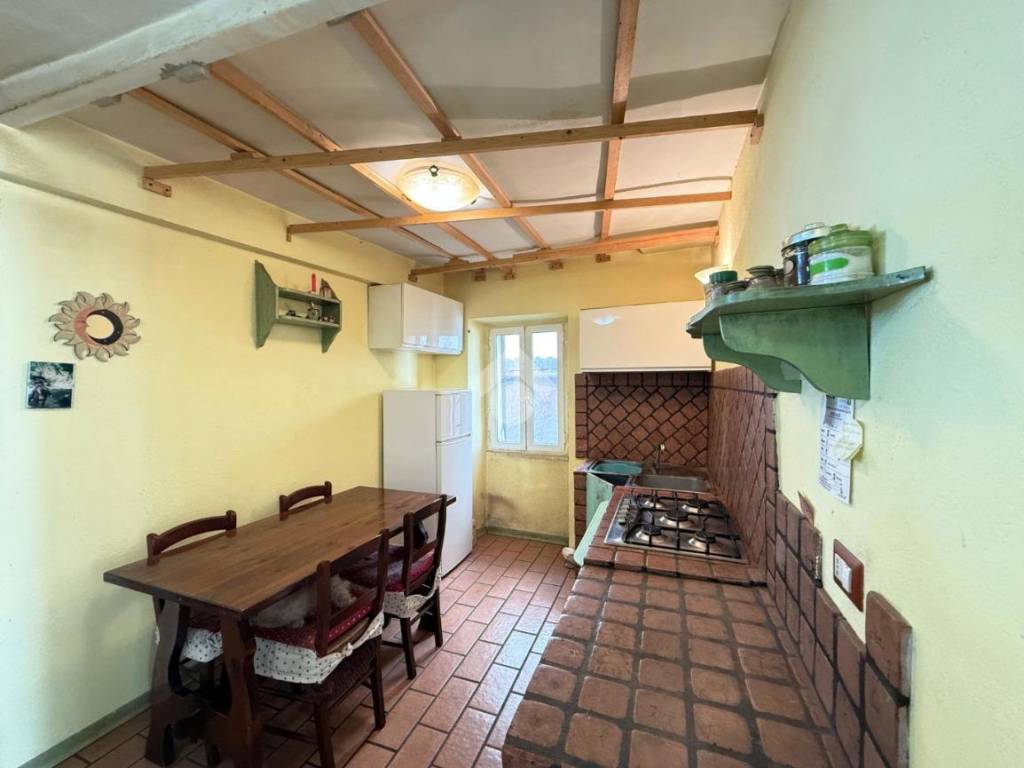 Appartamento a Sezze in Via Corradini - Foto 2