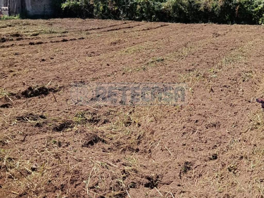 Terreno a Marcianise in Via Norcia - Foto 2