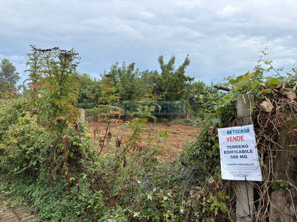Terreno a Marcianise in Via Norcia - Foto 5