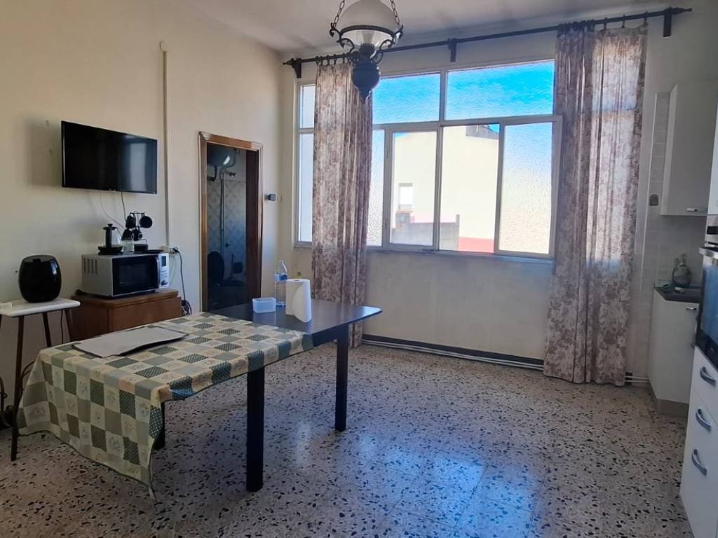 Villa a Assemini in Via 4 Novembre - Foto 2