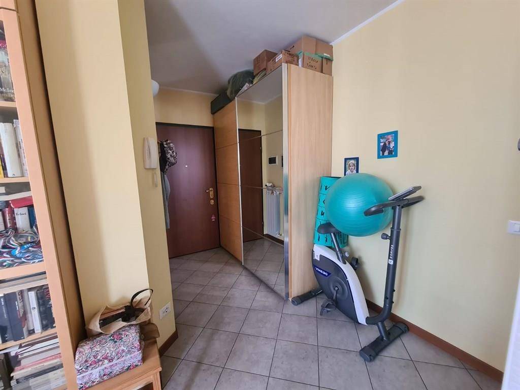 Appartamento a Tradate in Via Campi Lunghi - Foto 2