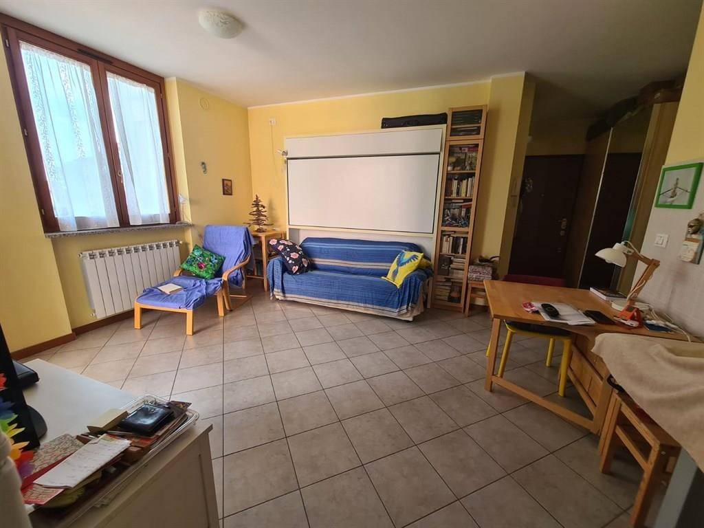 Appartamento a Tradate in Via Campi Lunghi - Foto 4
