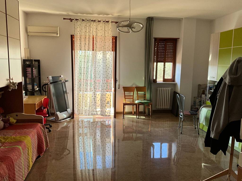 Appartamento a Giovinazzo in Via Vincenzo Frascolla, 27 - Foto 5