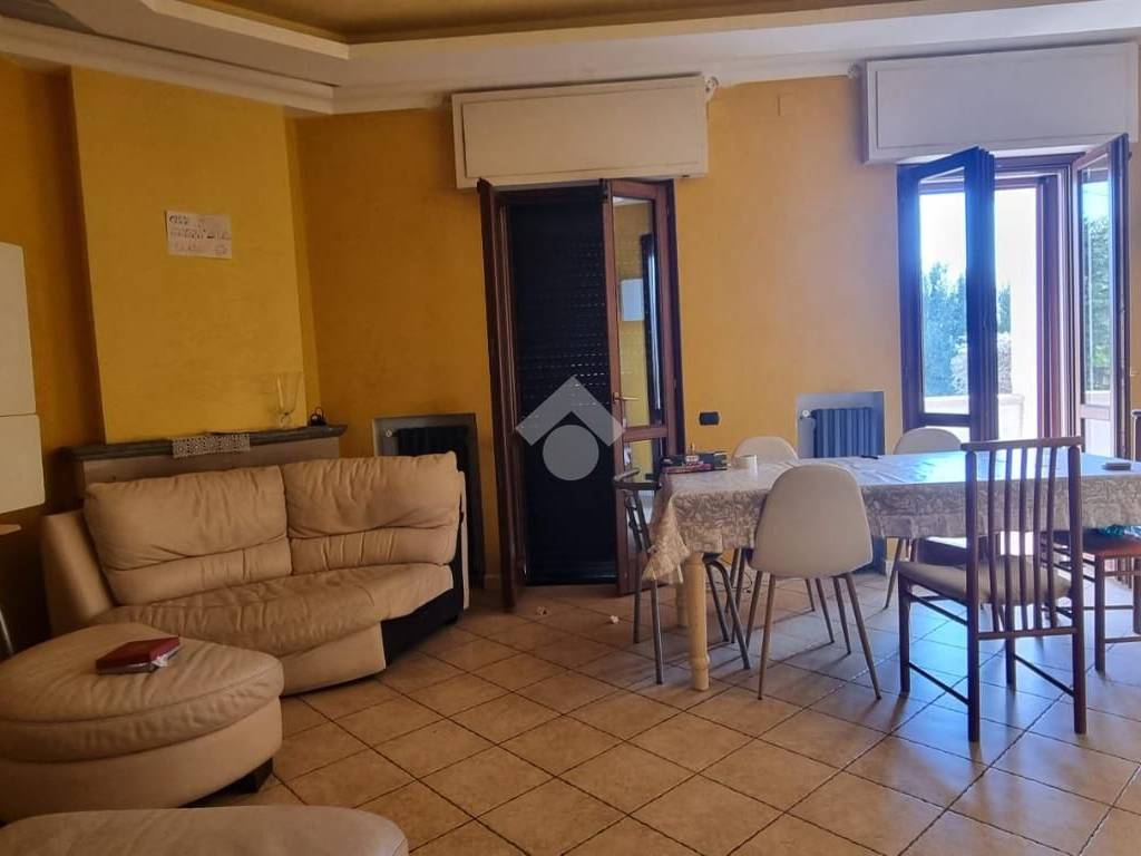 Villetta a schiera a Catanzaro in Viale crotone trav IV, 107 - Foto 4