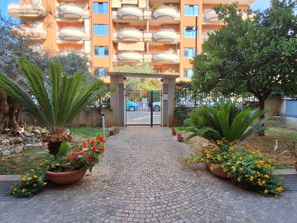 Appartamento a Aprilia in Via Giuseppe Di Vittorio - Foto 2