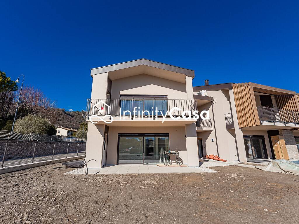 Villa a Cavaion veronese in Via Pozzo dell'Amore - Foto 4
