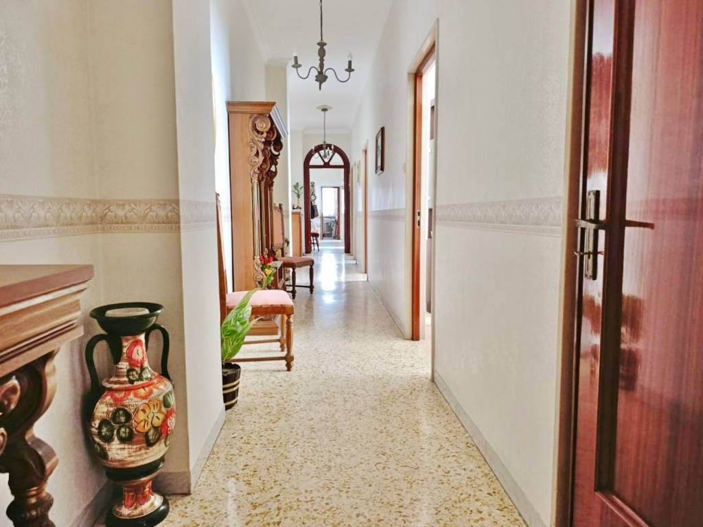 Appartamento a Trani in Corso Matteo Renato Imbriani, 210 - Foto 3