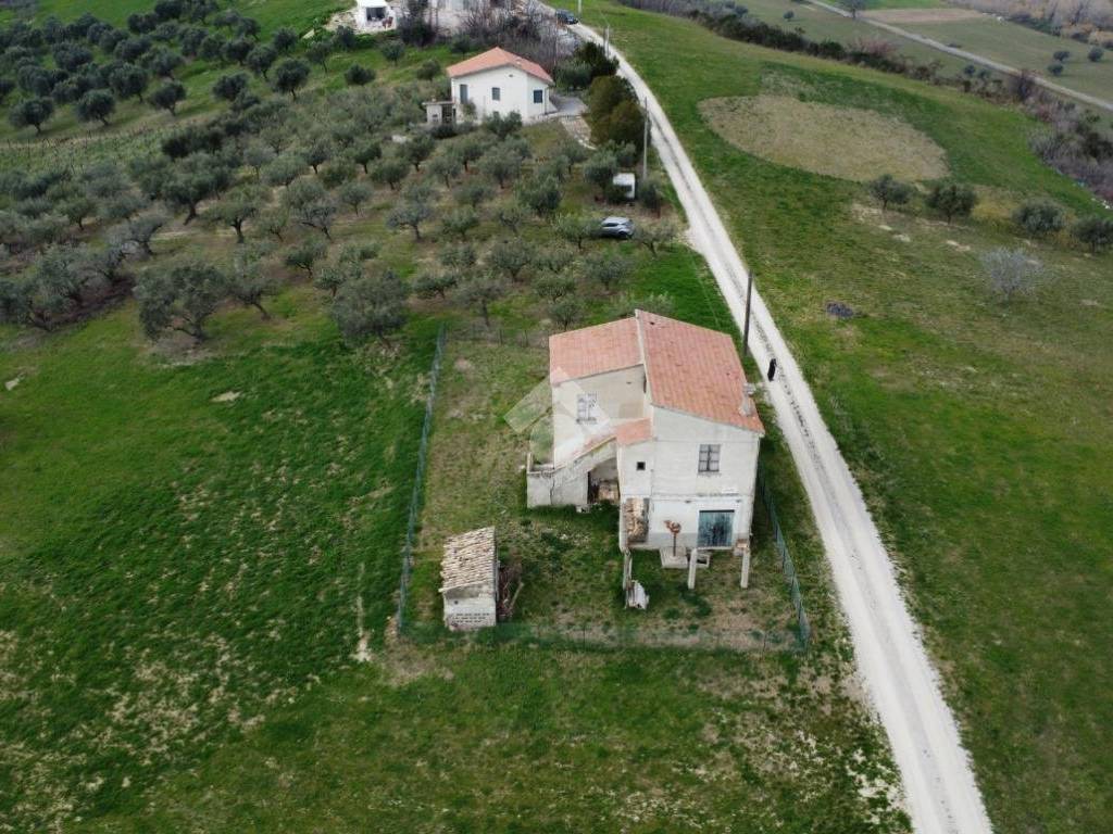 Rustico / casale a Roseto degli abruzzi in Località Colle Vraddo, 8 - Foto 5