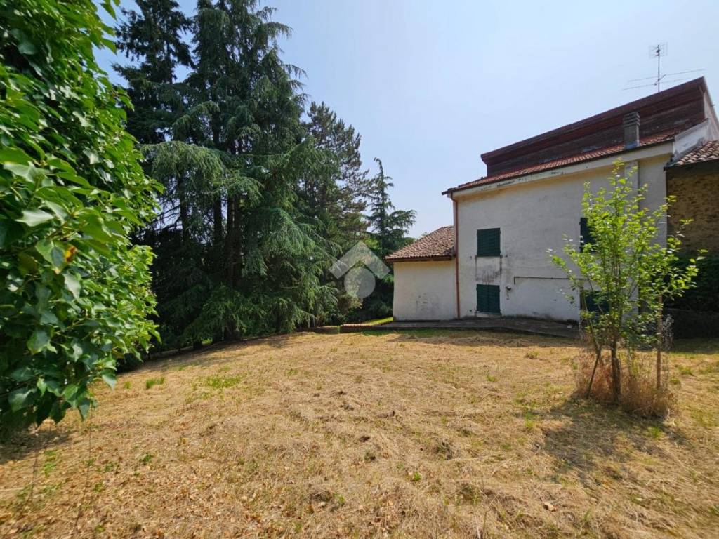 Rustico / casale a Mombaruzzo in VIA CIRCONVALLAZIONE, 44 - Foto 3