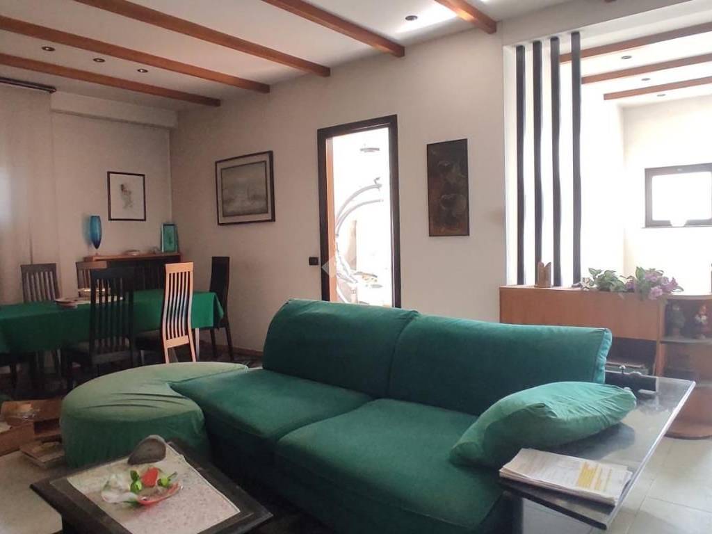 Villa a Lonate pozzolo in Via XXIV Maggio, 20 - Foto 5