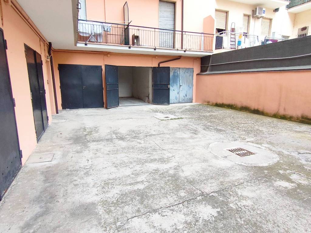Box / garage a Piacenza in Via Rogerio, 27 - Foto 4