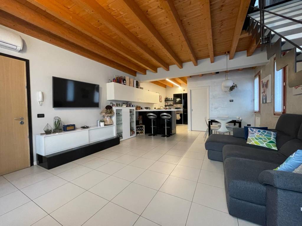 Appartamento a Montichiari in Via Senatore Mario Pedini - Foto 5
