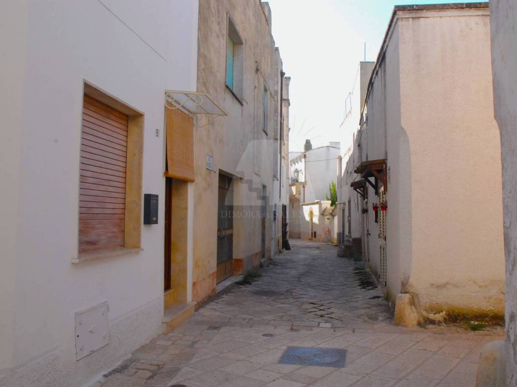 Casa indipendente a Alessano in Via Micocci, 1 - Foto 2