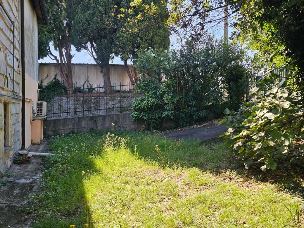 Appartamento a Vado ligure in Via Don Stefano Peluffo, 1 - Foto 4