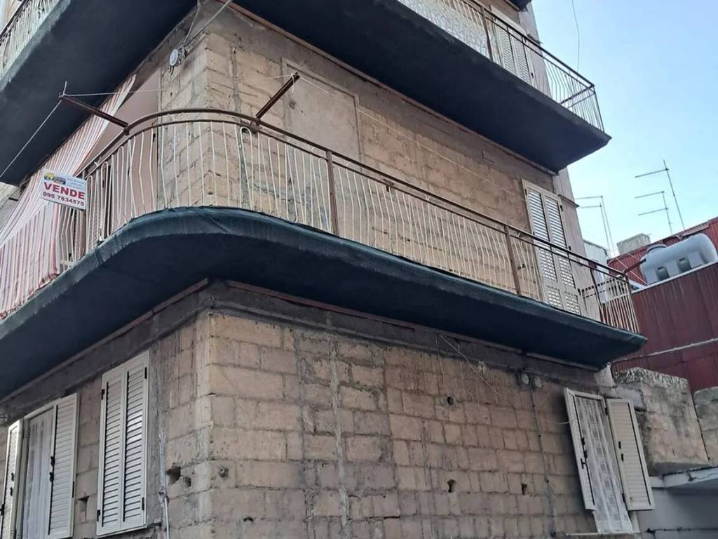 Villa a Carlentini in Via Pordenone - Foto 2