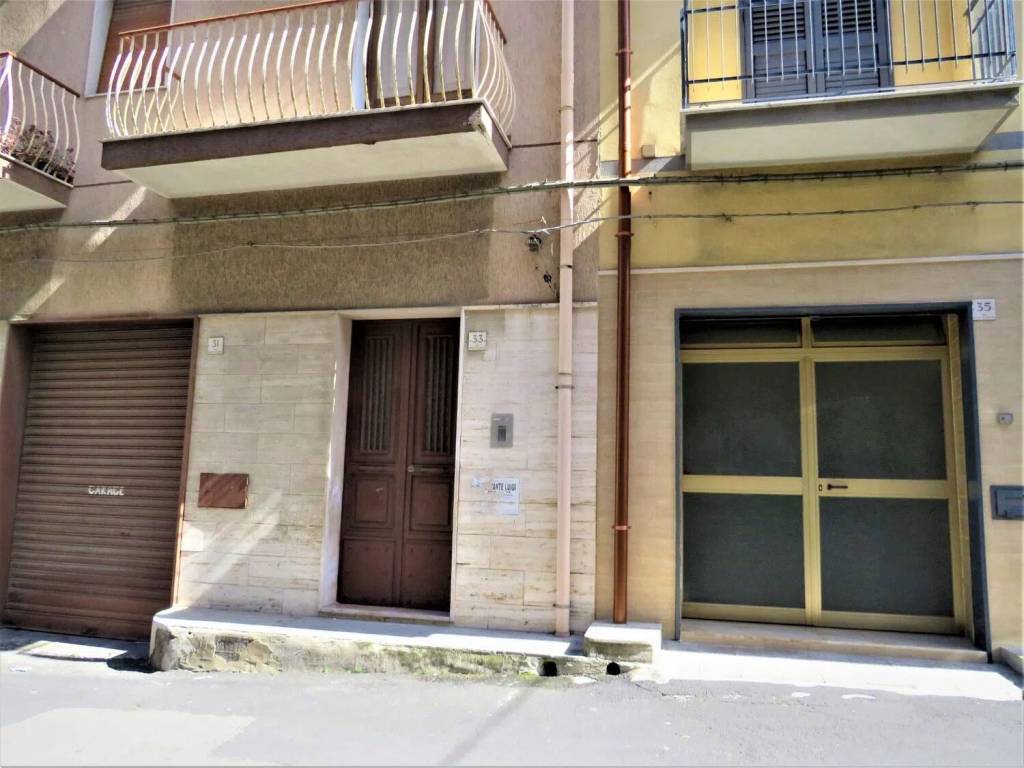 Villa a Carlentini in Via Duca D'Aosta - Foto 2