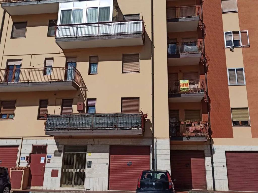 Appartamento a Potenza in Via Giacomo Racioppi, 48 - Foto 3