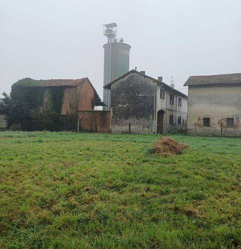 Terreno a Vespolate in Via Primo Maggio - Foto 2