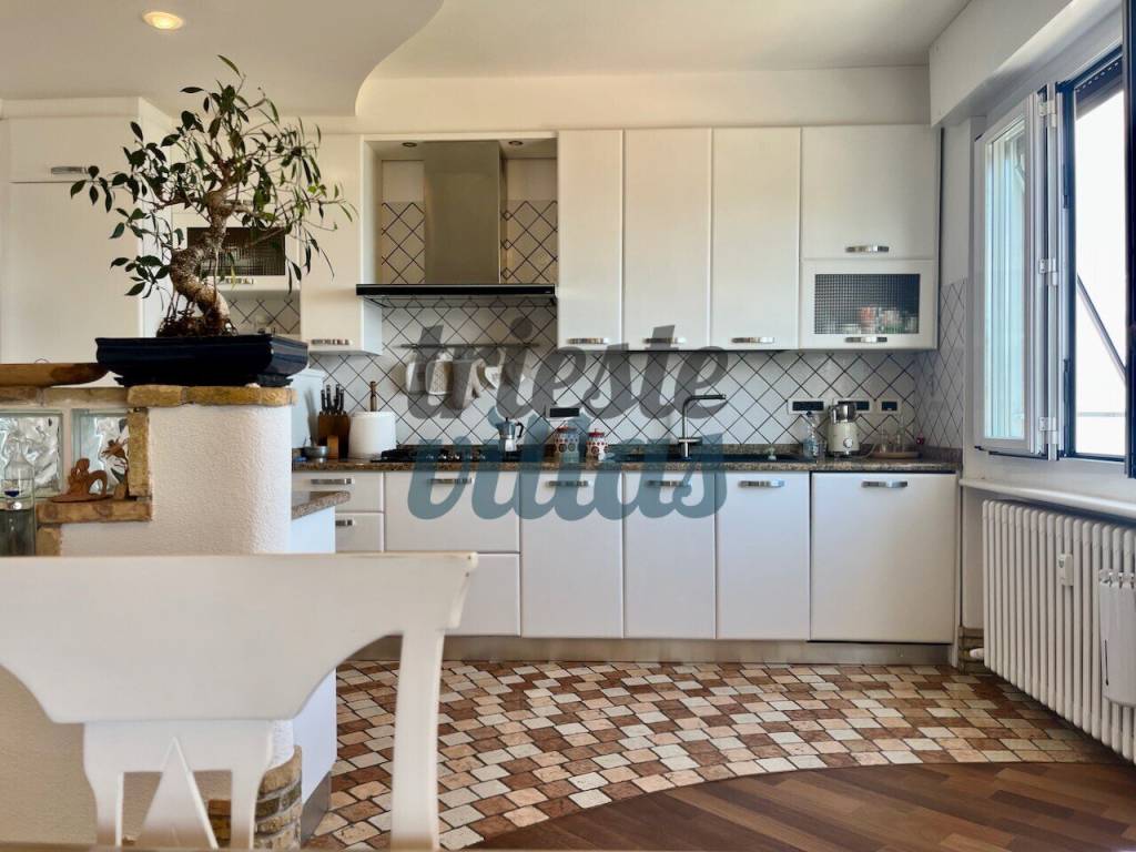 Appartamento a Trieste in Strada del Friuli - Foto 4