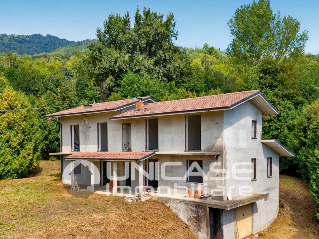 Rustico / casale a Bagnolo piemonte in Via Resiassa - Foto 3