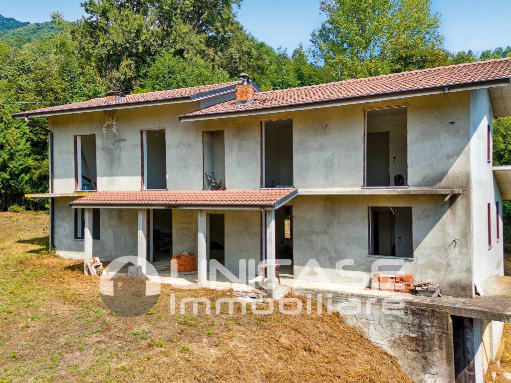 Rustico / casale a Bagnolo piemonte in Via Resiassa - Foto 5