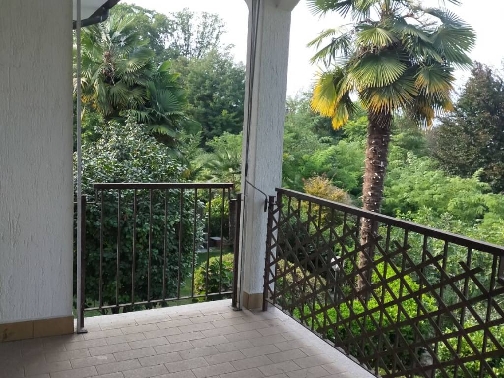 Appartamento a Stresa in Via Alessandro Manzoni - Foto 3